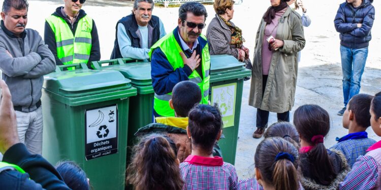Tri sélectif des déchets dans les écoles de Monastir