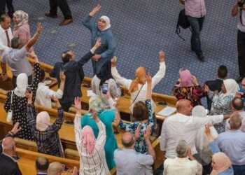 Tunisie : Pourquoi Ennahdha a-t-il chang&eacute; de ton face &agrave; Kais Saied&nbsp;?