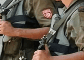 Législatives: Un soldat tire par erreur dans un bureau de vote