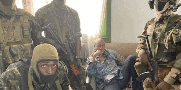 Guinée : Tentative de coup d'Etat, le président arrêté par les putschistes