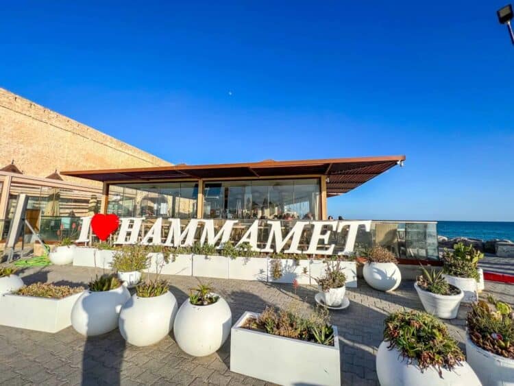 Retraités italiens à Hammamet