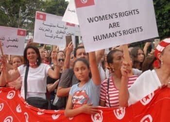 Femmes et hommes s&eacute;par&eacute;s dans les lieux publics : Qui en d&eacute;cide et pourquoi ?