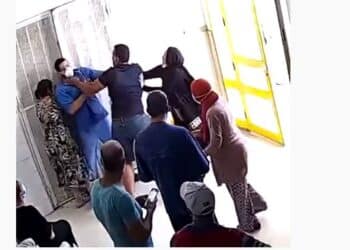 Ben Arous : Un m&eacute;decin sauvagement agress&eacute; en plein service (vid&eacute;o) !