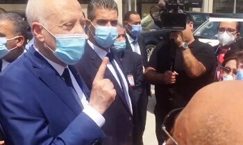 En visite inopinée à Tunis-Carthage, Kais Saied écarte l'idée d'abandonner Tunisair
