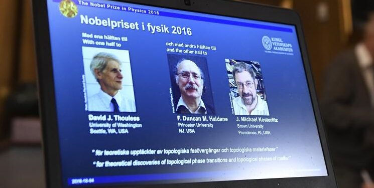 Le Nobel de physique attribué à trois Britanniques pour leurs recherches sur la matière