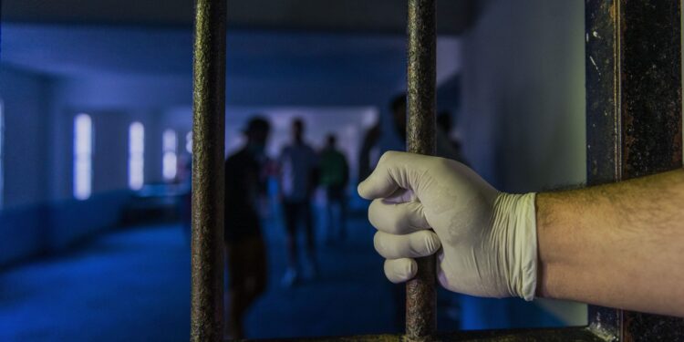 Coronavirus : 4170 d&eacute;tenus vaccin&eacute;s dans les prisons tunisiennes