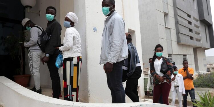 Tunisie : Les réfugiés et les migrants appelés à participer à la Journée nationale de vaccination