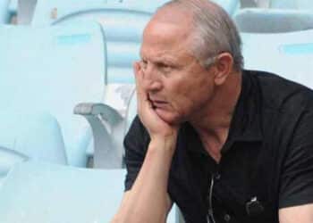 Ridha Charfeddine : "Des recrues foireuses ont creusé le déficit du club"