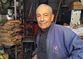 Dans les souks de Sfax, Samir Chaari perpétue l’art familial de l’armurerie, entre mémoire et métal - Photo: HB.