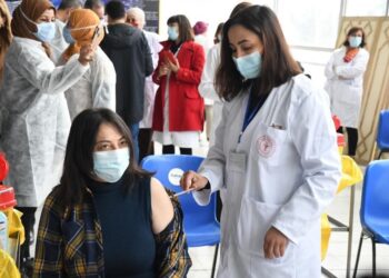 Tunisie – Vaccination ouverte : 350 mille vaccinés jusqu’à 13h