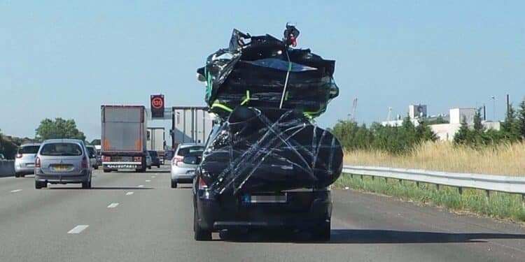 Port de la Goulette : Les véhicules dont le toit est chargé de bagages désormais interdits de débarquer