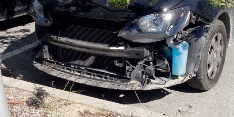 Automobilistes en colère - Vitres cassées et roues volées aux Berges du Lac