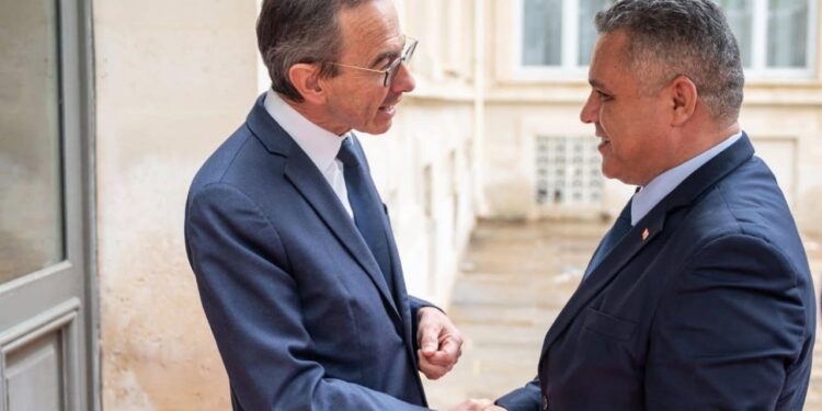 Coopération sécuritaire tuniso-française : Le ministre de l’Intérieur en visite à Paris