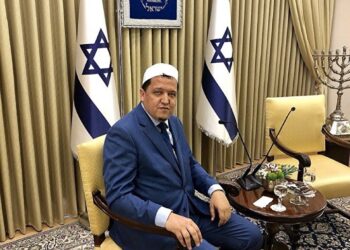 Tunisie : Hassen Chalghoumi poursuivi pour haute trahison après sa visite en Israël