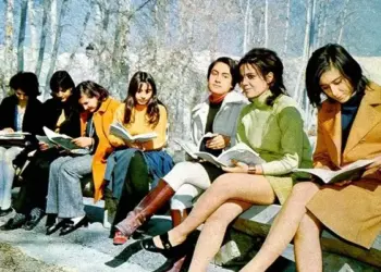 Iran : une démocratie brisée, un régime islamique instrumentalisé ?
