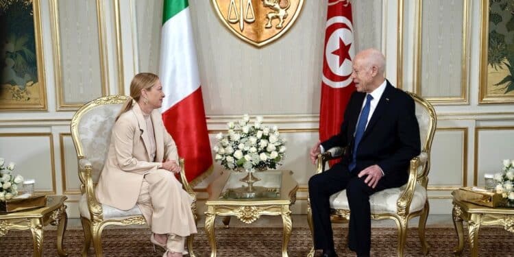 La Première ministre italienne Giorgia Meloni reçue par le président Kaïs Saïed
