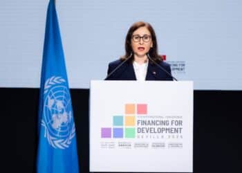 A Séville, Sarra Zaafrani Zenzri renforce les alliances pour le développement durable