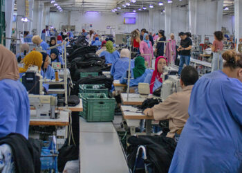 Exportations textiles : la Tunisie franchit les 3,9 milliards de dinars malgré des défis majeurs