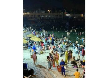 Passer toute la nuit à la plage