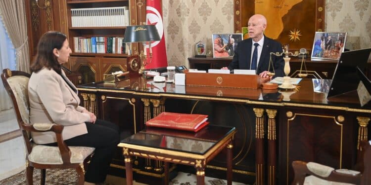 Le président Kaïs Saïed et la cheffe du gouvernement Sarra Zaafrani Zanzri 15 aout 2025