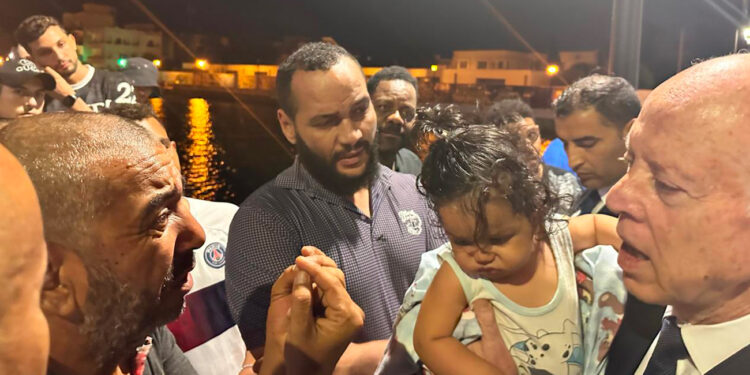 Kaïs Saïed à La Goulette : Inspection nocturne des travaux d’assainissement