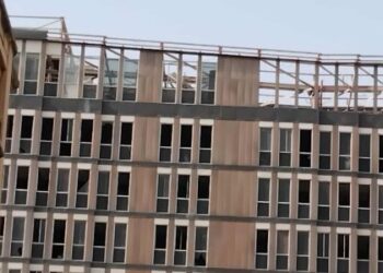 Snapshot - Tunis : On commence à désosser l'hôtel du Lac