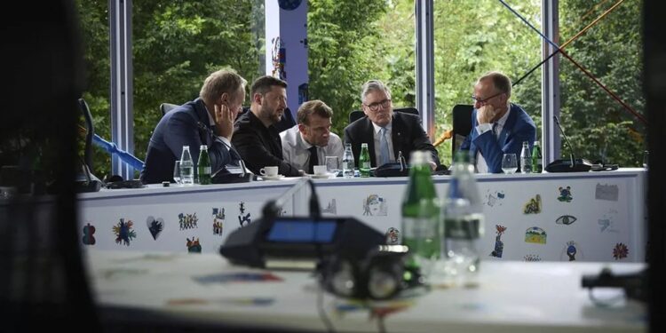 Donald Trump demande à l'Ukraine de renoncer à la Crimée et à l’Otan