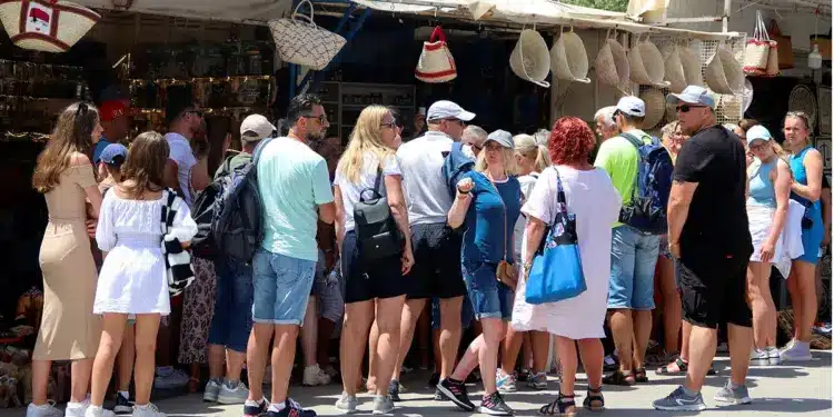 Liaisons aériennes : Pour booster le tourisme, 8 vols chaque jour entre la Tunisie et le Royaume-Uni