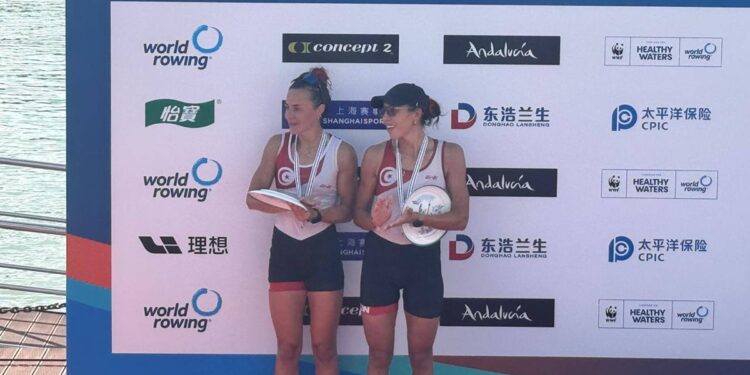 Mondiaux d’aviron : L’argent pour la Tunisie grâce à Khadija Krimi et Salma Dhaouadi
