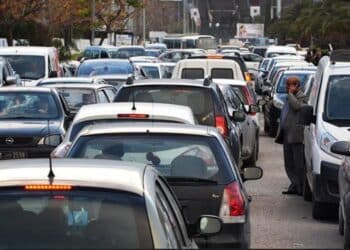 Trafic, Parking, Incivilités et Agressivité : Dans la fabrique du stress urbain