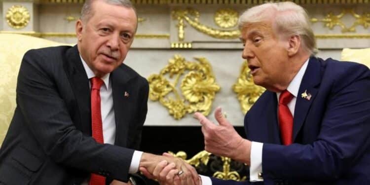 Erdogan affirme avoir « atteint une entente » avec Trump sur la solution à deux États pour la paix en Palestine