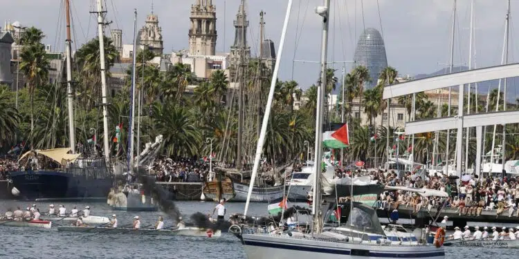"Global Sumud Flotilla" : Un départ retardé par la tempête en Méditerranée