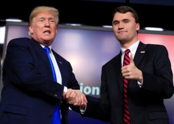 Visa américain : Les étudiants étrangers dans le collimateur après la mort de Charlie Kirk
