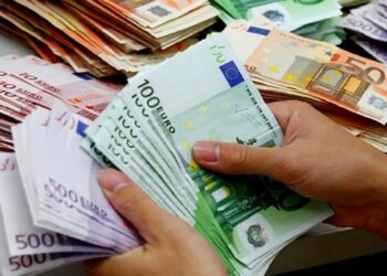 Études à l’étranger : La BCT augmente les plafonds des transferts en devises