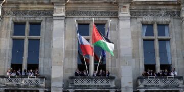 France : 21 mairies hissent le drapeau palestinien malgré l’interdiction du ministère de l’Intérieur