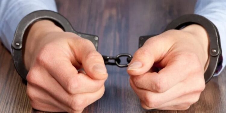 Sidi Bou Saïd : Un jeune placé en garde à vue pour avoir brandi une arme factice contre la police