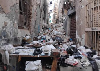Snapshot - Tunis : Tout s'effondre mais les gravats restent là !