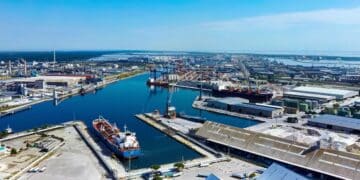 Italie : Au port de Ravenne, des dockers bloquent une cargaison d’armes destinée à l’entité sioniste
