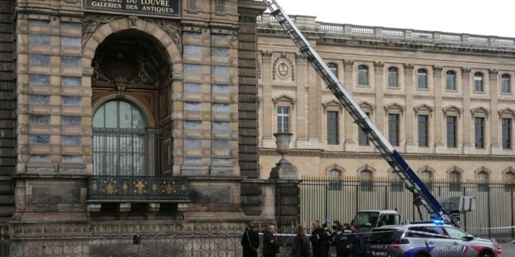 Louvre
