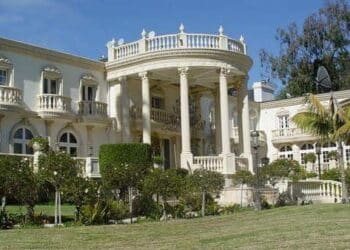 Sidi Bou Said : L'ancien palais de Ben Ali menace-t-il la stabilité de la colline ?