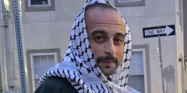 Le Tunisien Mouheb Snoussi violemment agressé par la police israélienne