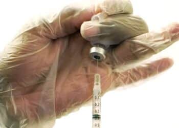 Un vaccin contre la COVID pourrait aider à combattre le cancer