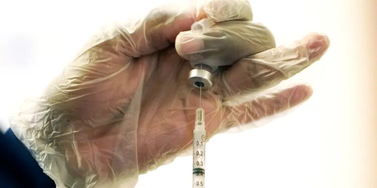 Un vaccin contre la COVID pourrait aider à combattre le cancer