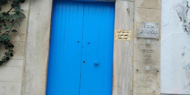 Snapshot : La mosquée Sidi Ameur et le siège historique de l'UGTT