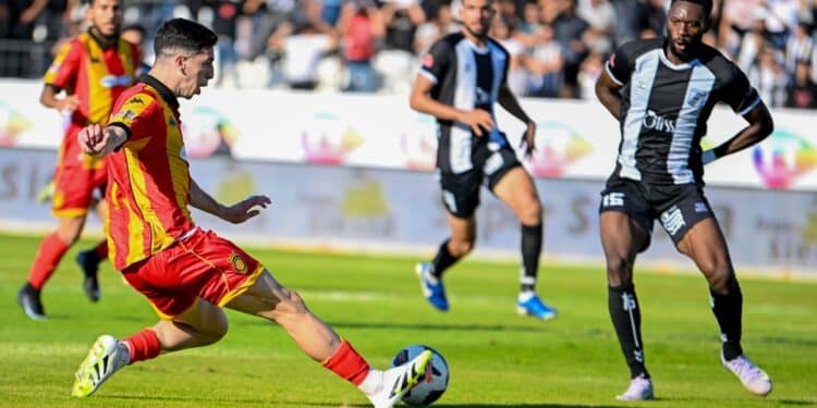 Ligue 1 - 12ᵉ journée : L'Espérance s’empare de la tête