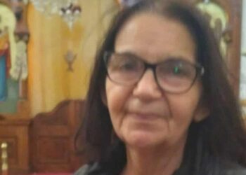 Everyday Tunisians : Dina, en la quiétude de l'église grecque