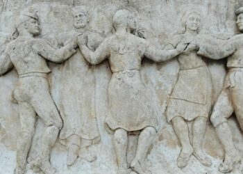 Place Barcelone : L'œuvre restaurée de l'artiste espagnole Eulália Fabregas de Sentmenat