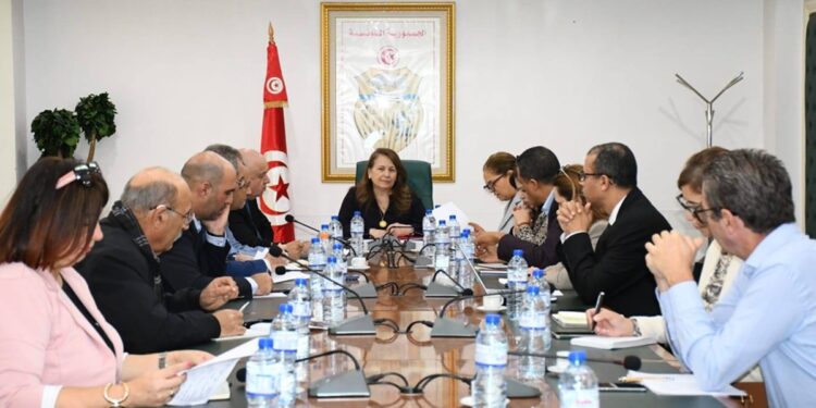 Ministère de l'Industrie, des Mines et de l'Energie - Fatma Thabet Chiboub