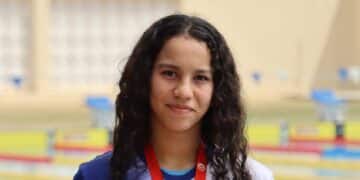 Nage avec palmes : la Tunisienne Sarra Ben Ahmed s’impose en or à Abou Dhabi