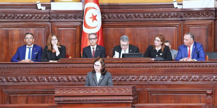 Fonction publique : plus de 50.000 recrutements et hausse des salaires annoncés pour 2026